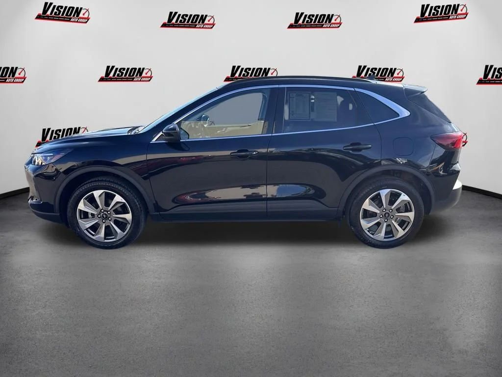 Used 2025 Black Ford Platinum image 2