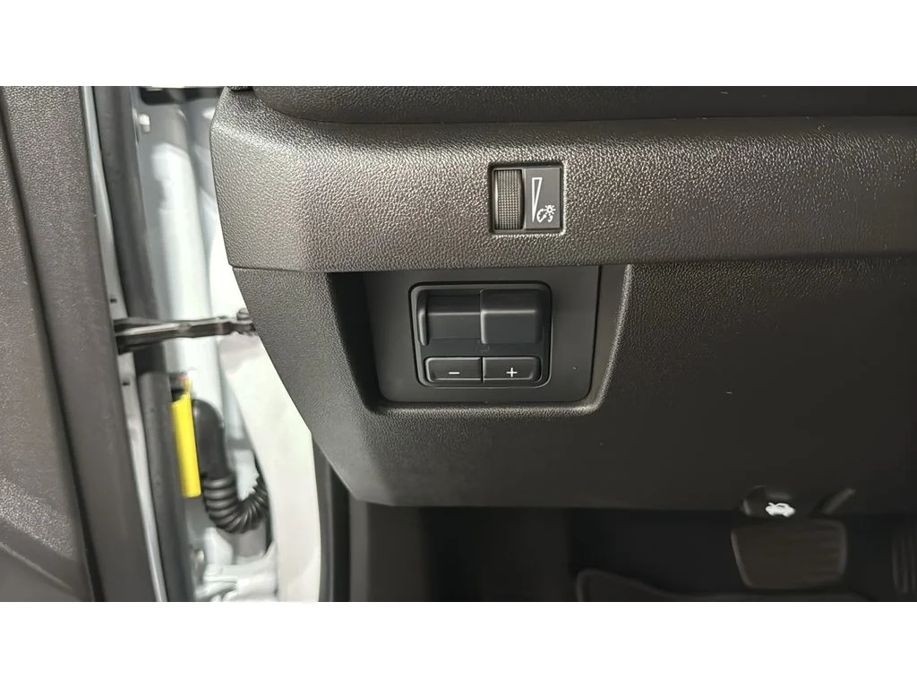 Used 2024 Summit White Chevrolet WT image 16