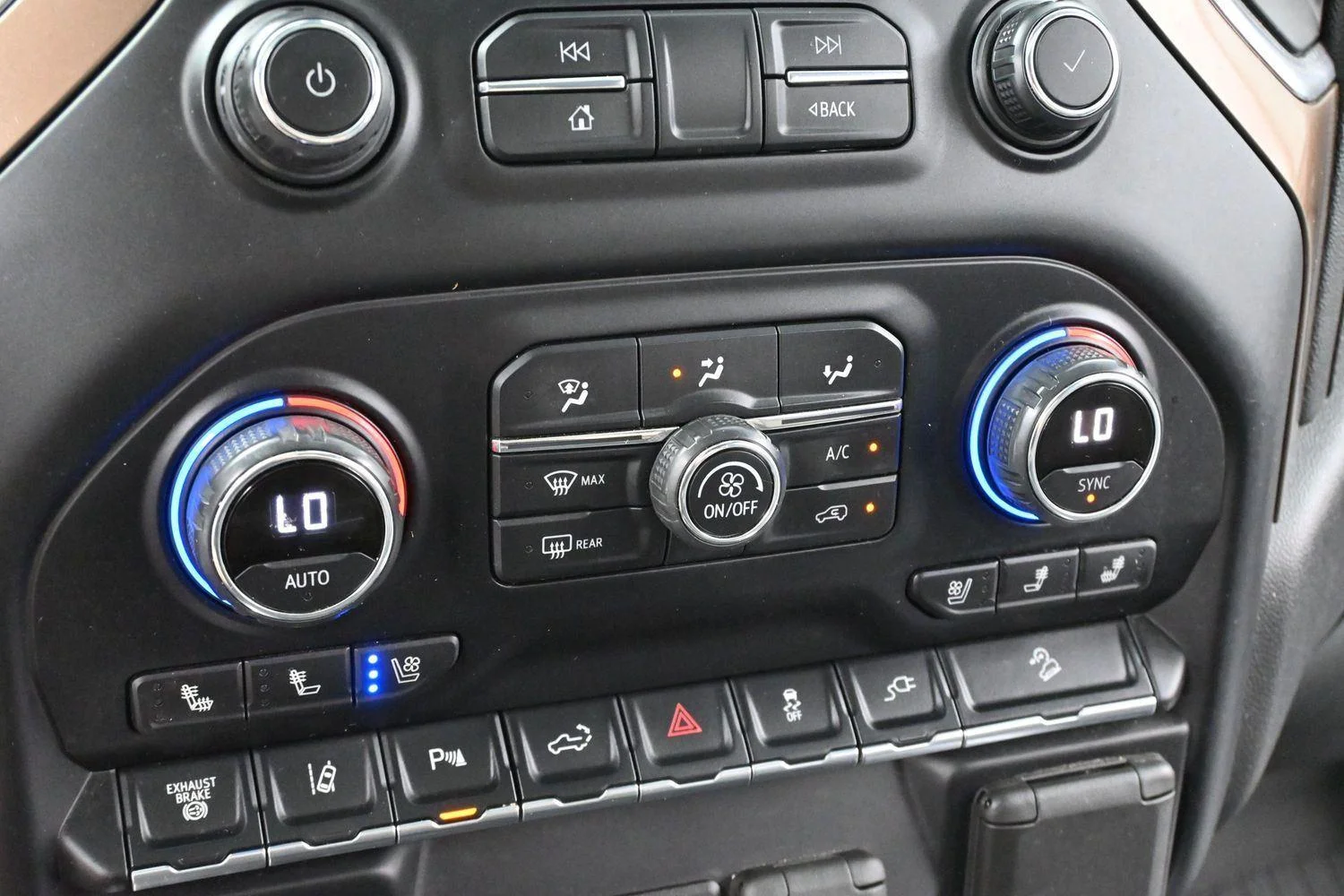 Used 2021 Black Chevrolet High Country image 22