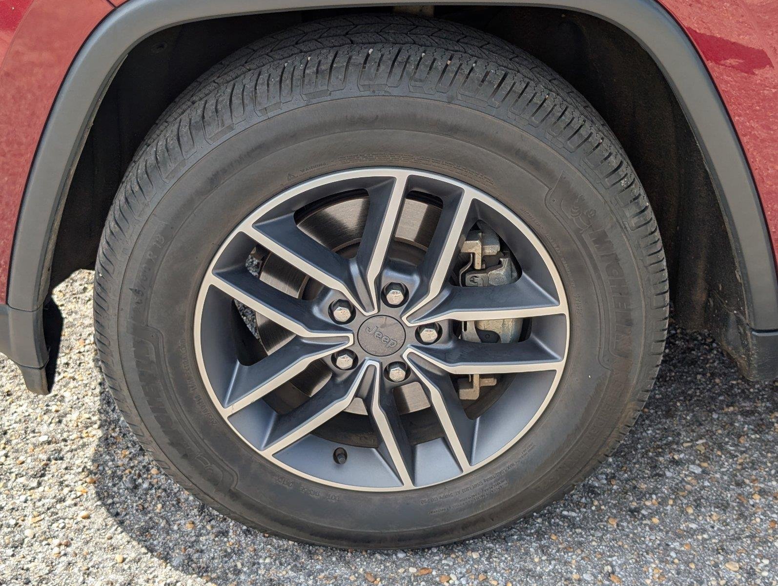 Used 2021 Velvet Red Pearlcoat Jeep Limited image 11