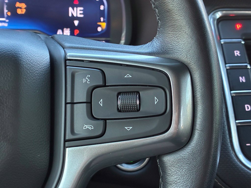 Used 2022 White Chevrolet Premier image 23