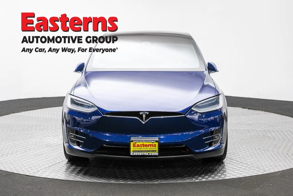 Used 2017 Blue Tesla P100D image 2