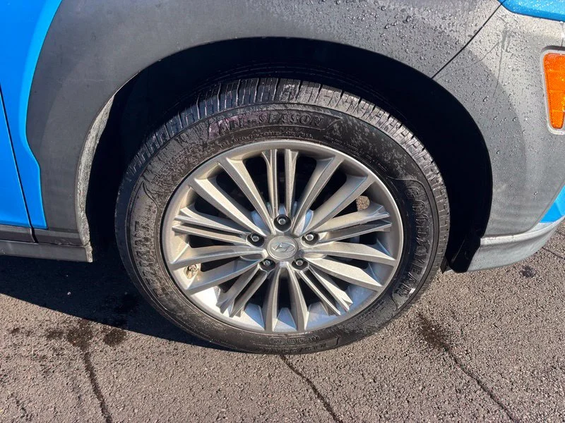 Used 2018 Blue Hyundai SEL image 15