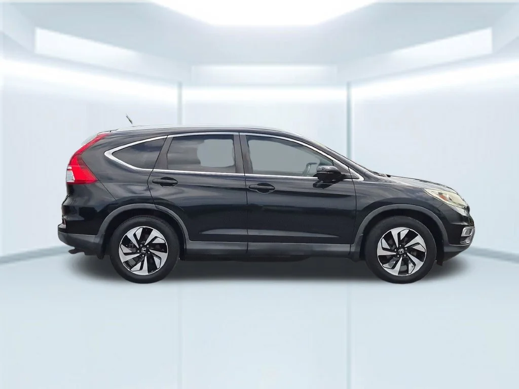 Used 2016 Black Honda Touring image 8