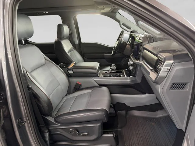 Used 2025 Gray Ford Lariat image 14