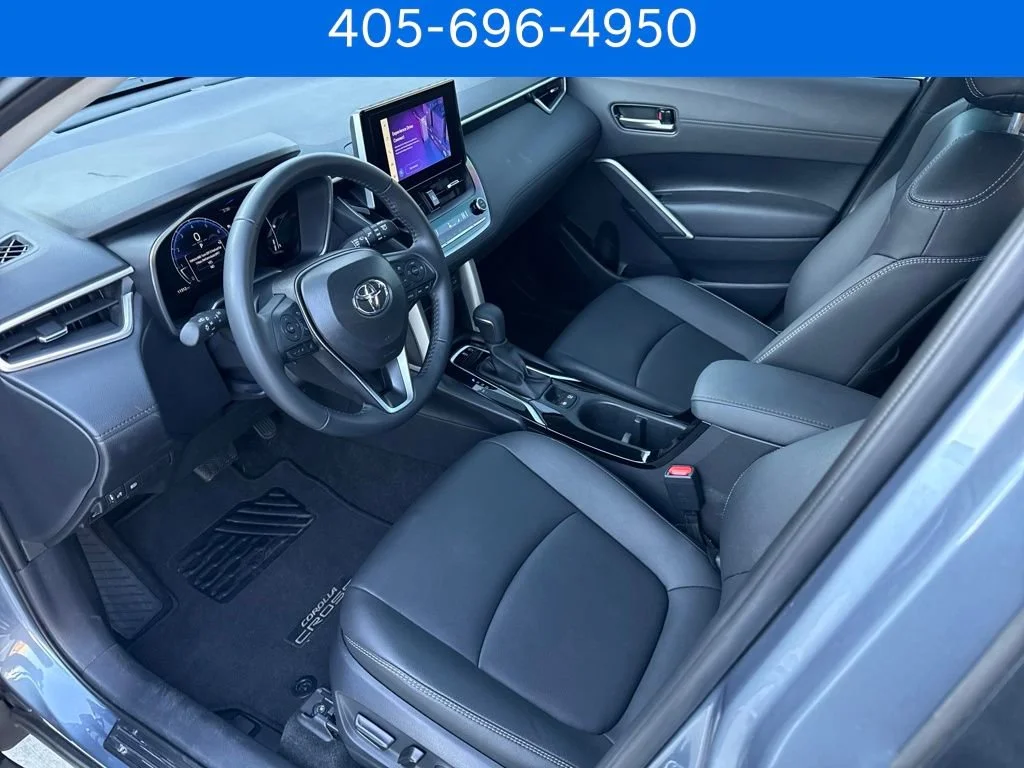 Pre-Owned 2025 Toyota Corolla Cross XLE