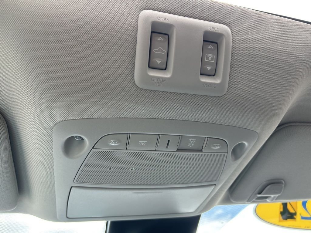 Used 2024 Gray Nissan SL image 41