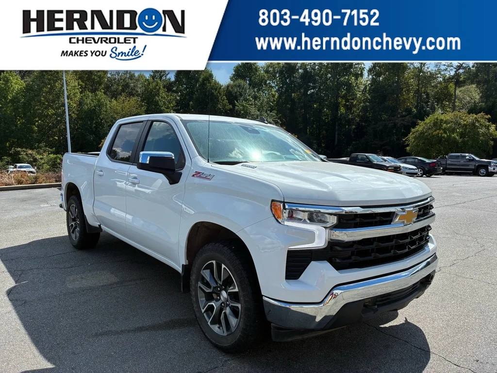 Summit White 2023 Chevrolet Silverado 1500 Pickup Truck Four-Wheel Drive Automatic