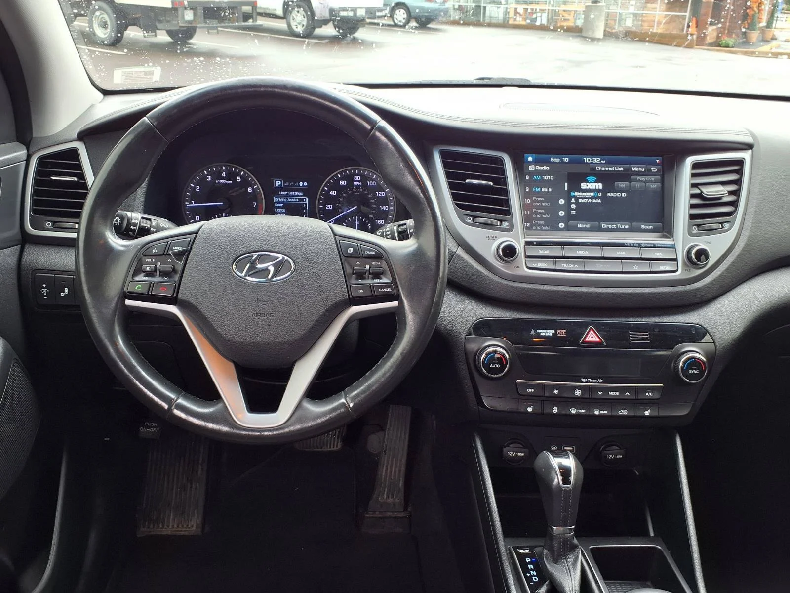 Used 2018  Hyundai Limited image 5