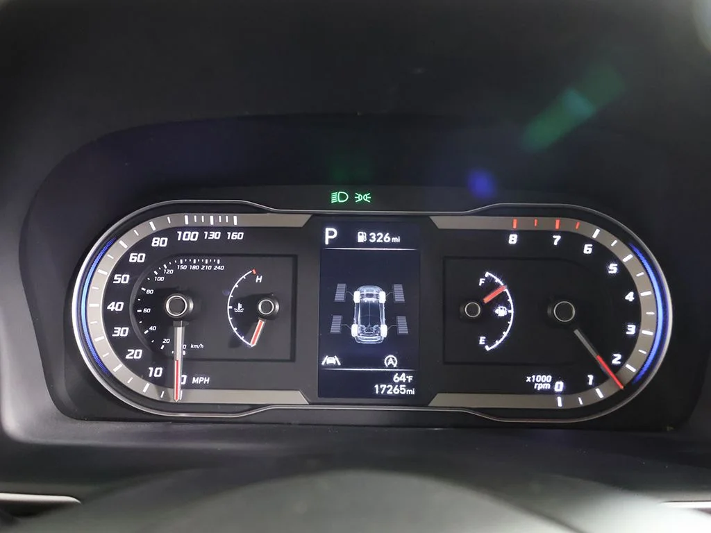 Used 2024 White Pearl Hyundai SEL image 40