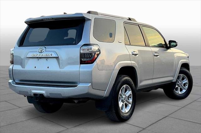 2024 Toyota 4Runner SR5 - Photo 12