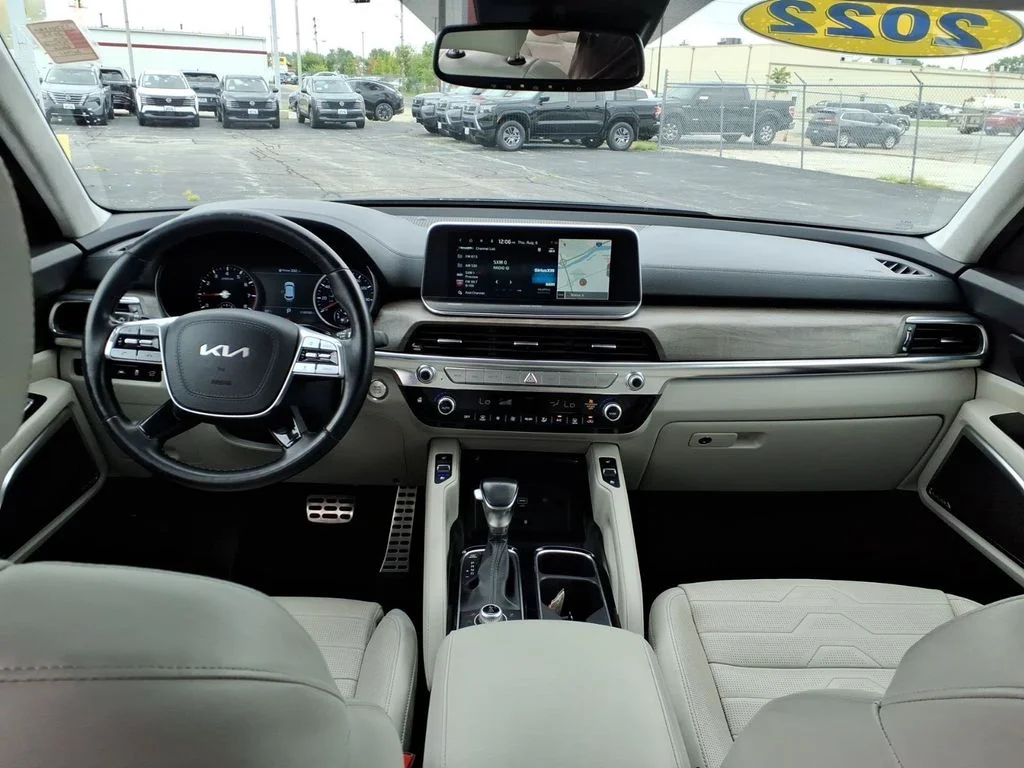 Used 2022 Black Kia SX image 12