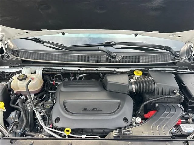 Used 2023 White Chrysler Touring L image 30