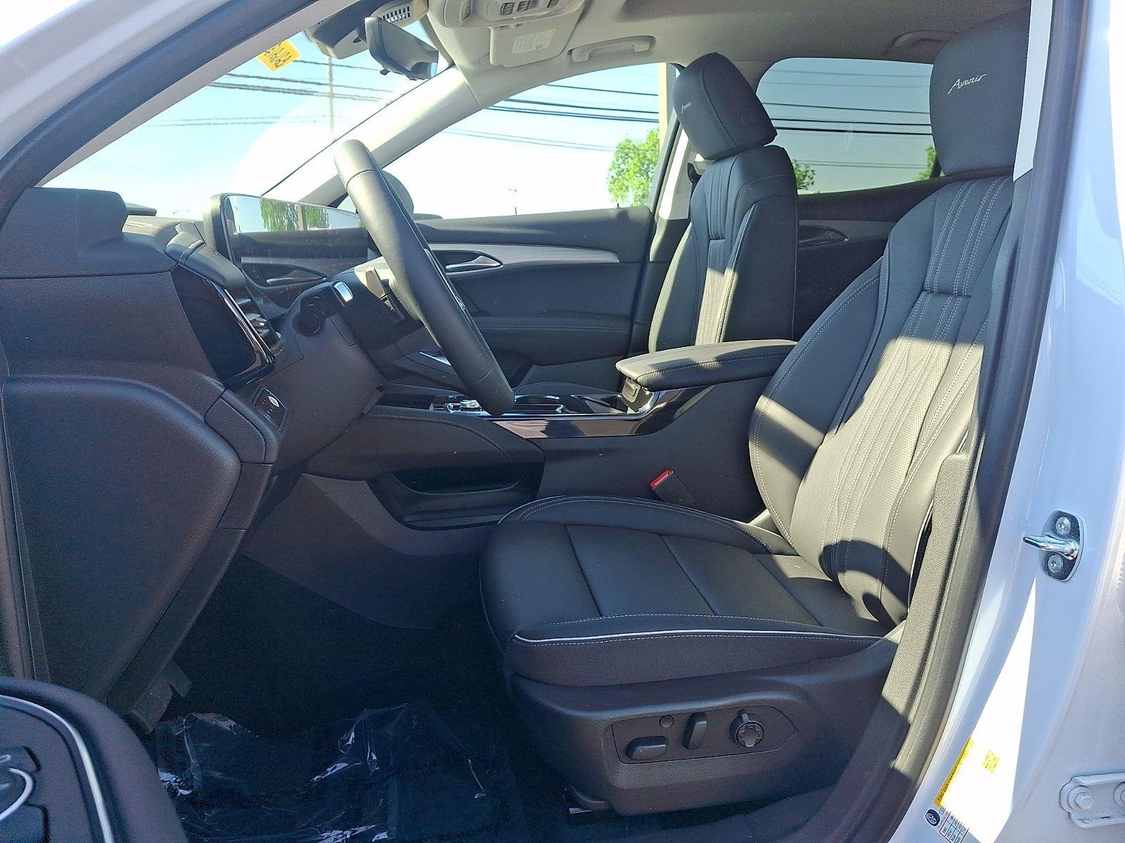 New 2026 Iridescent White Tricoat Buick Avenir image 7