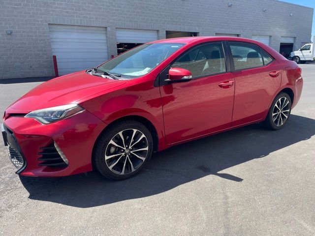 Used 2018 Red Toyota SE image 3