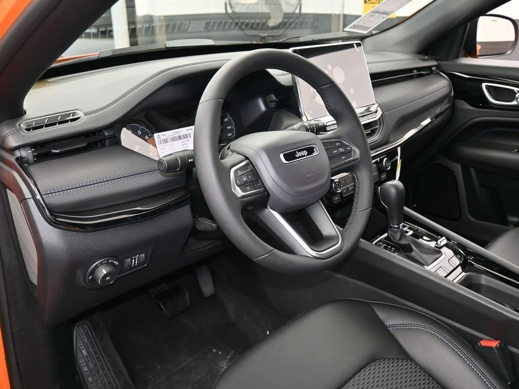 New 2026 Joose (DISC) Jeep Latitude image 10