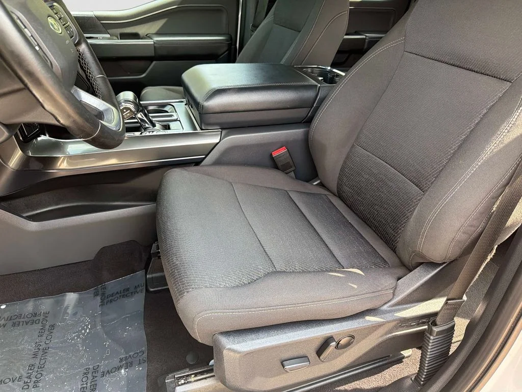 Used 2023 White Ford XLT image 21