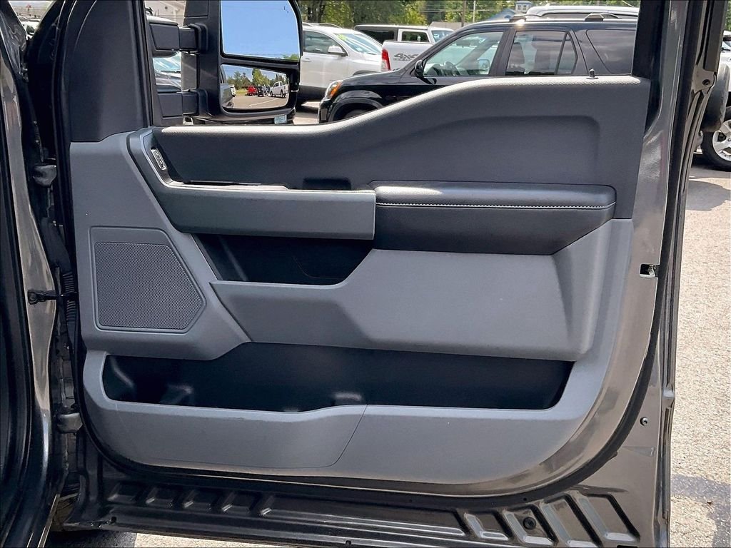 Used 2022 Gray Ford XLT image 26