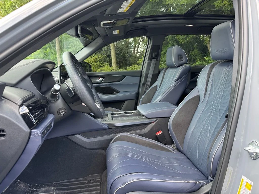 Used 2026  Acura Type S w/Advance Package image 10