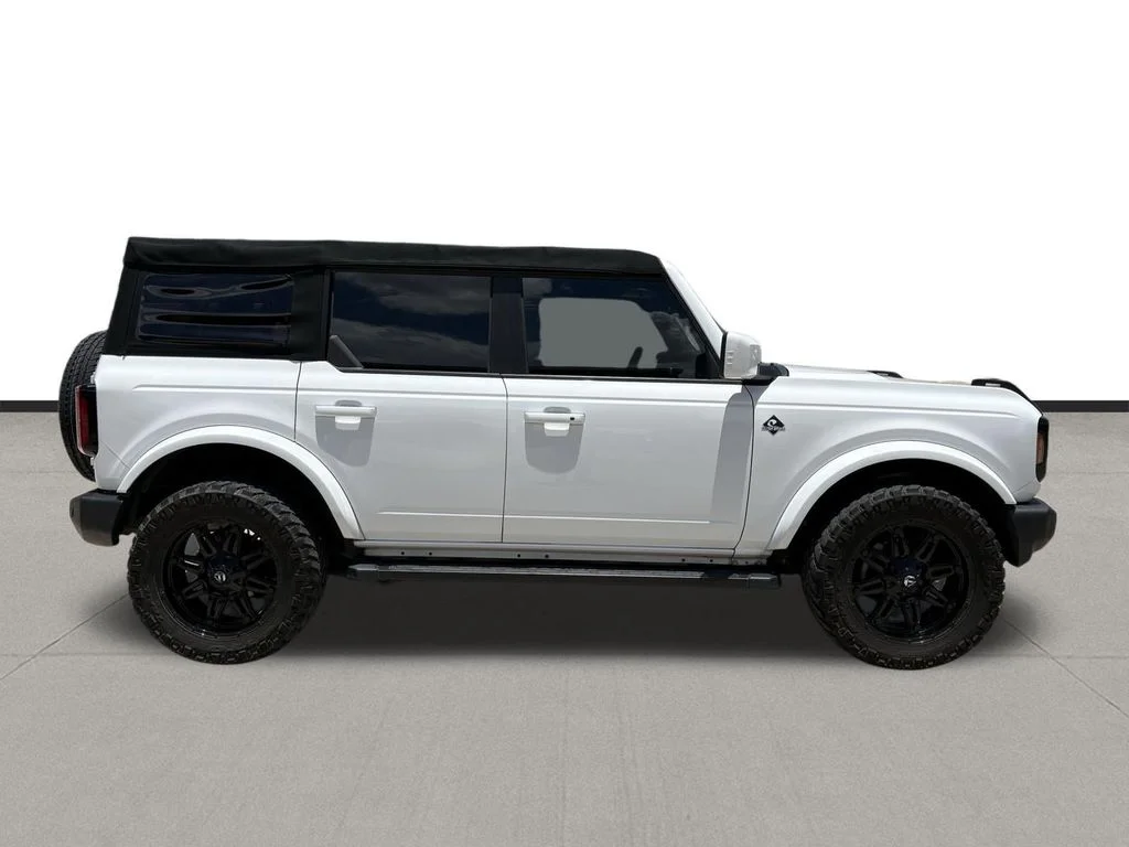 Used 2022 Oxford White Ford Outer Banks image 4