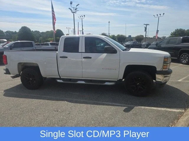 Used 2015 SUMMIT WHITE Chevrolet LS image 7