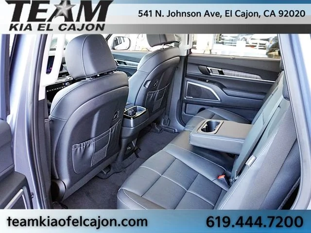 Used 2025 Silver Kia EX FWD image 18