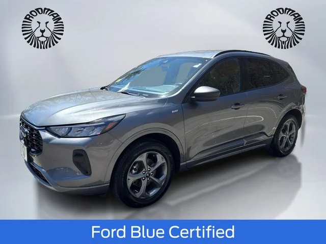 2024 Ford Escape ST-Line AWD's photo