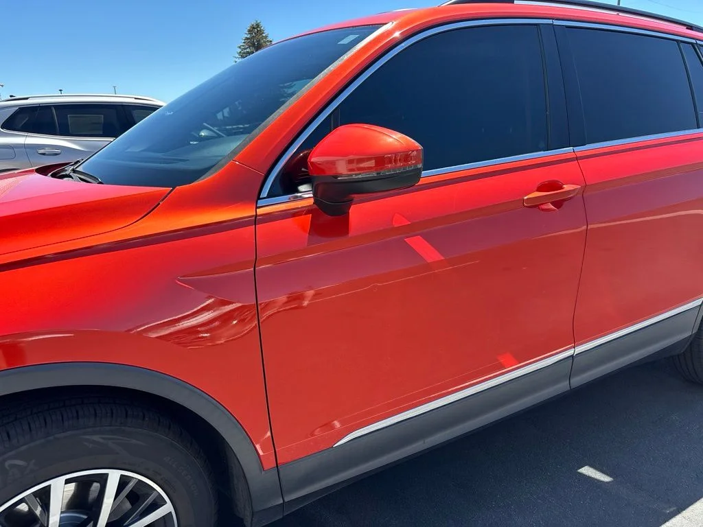 Used 2018 Orange Volkswagen 2.0T SE image 3