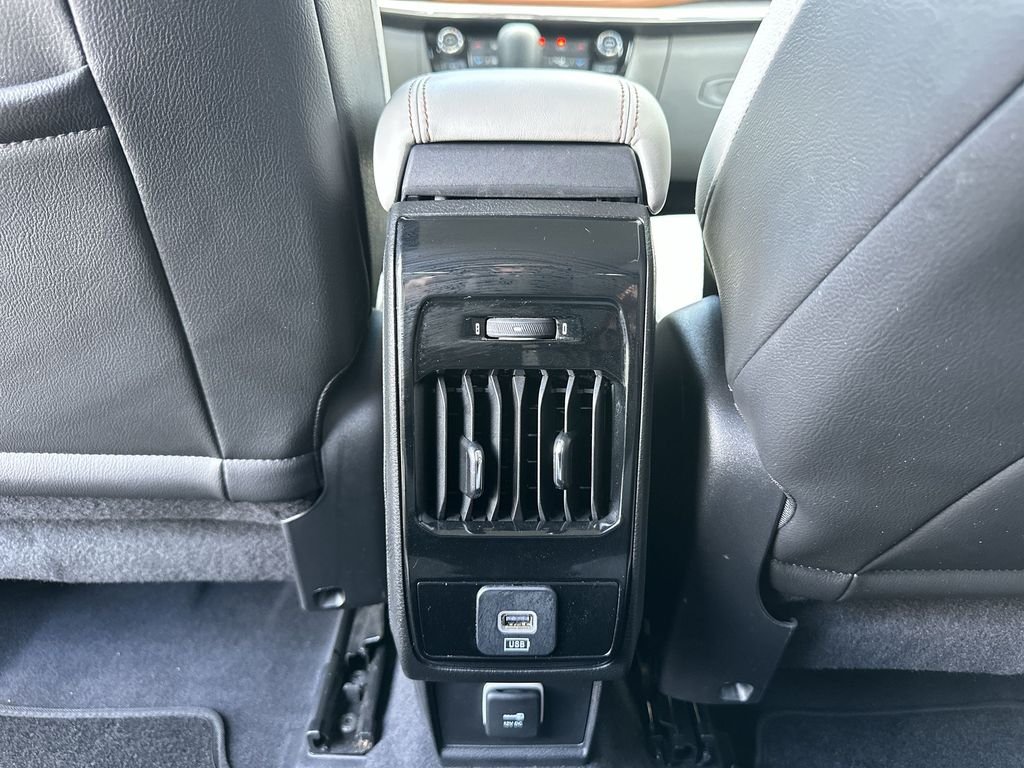 Used 2022 White Jeep Limited image 20