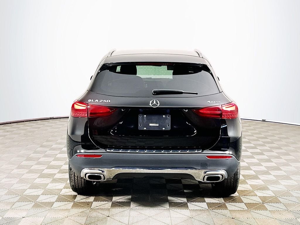 New 2026 Night Black Mercedes-Benz GLA 250 image 5