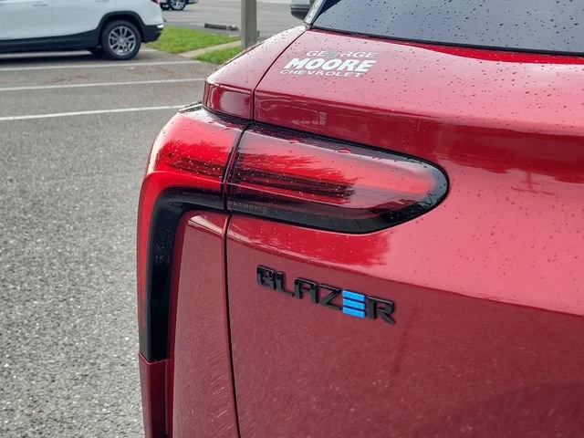 2024 Chevrolet Blazer EV RS - Photo 10