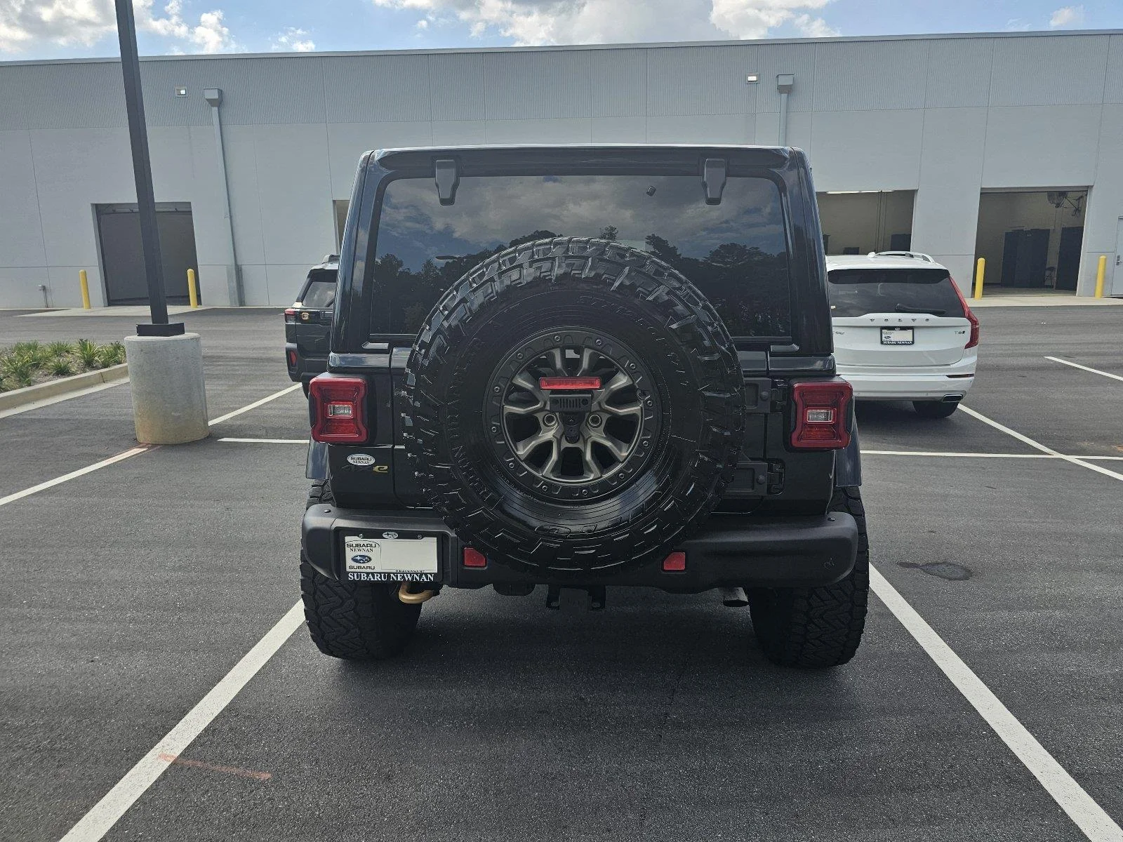 Used 2023 Black Clearcoat Jeep Rubicon image 4