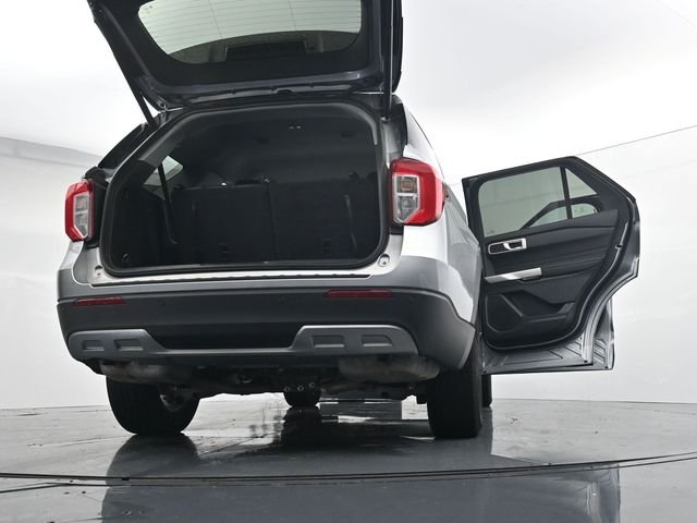 Used 2024 Silver Ford XLT image 43