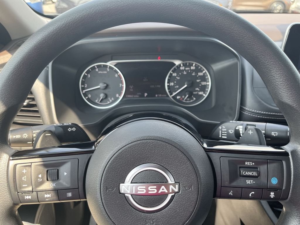 Used 2023 Silver Nissan SV image 14