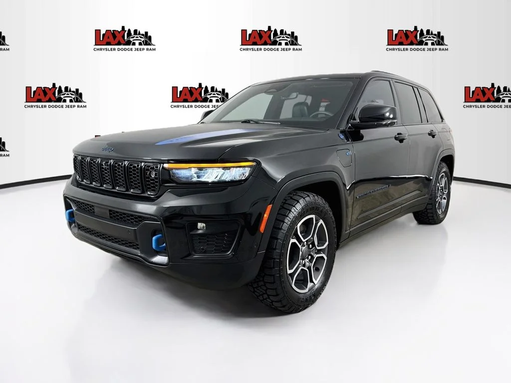 Used 2022 Black Jeep Trailhawk 4xe image 3