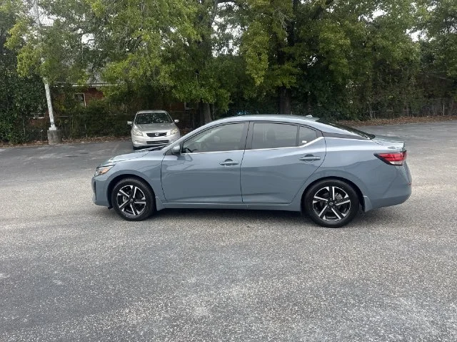 Used 2025 Gray Nissan SV image 8