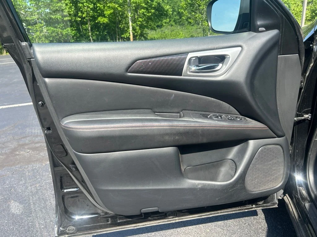 Used 2020 Black Nissan SV image 10