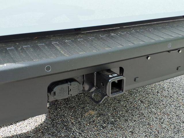 New 2026 Oxford White Ford XLT image 6