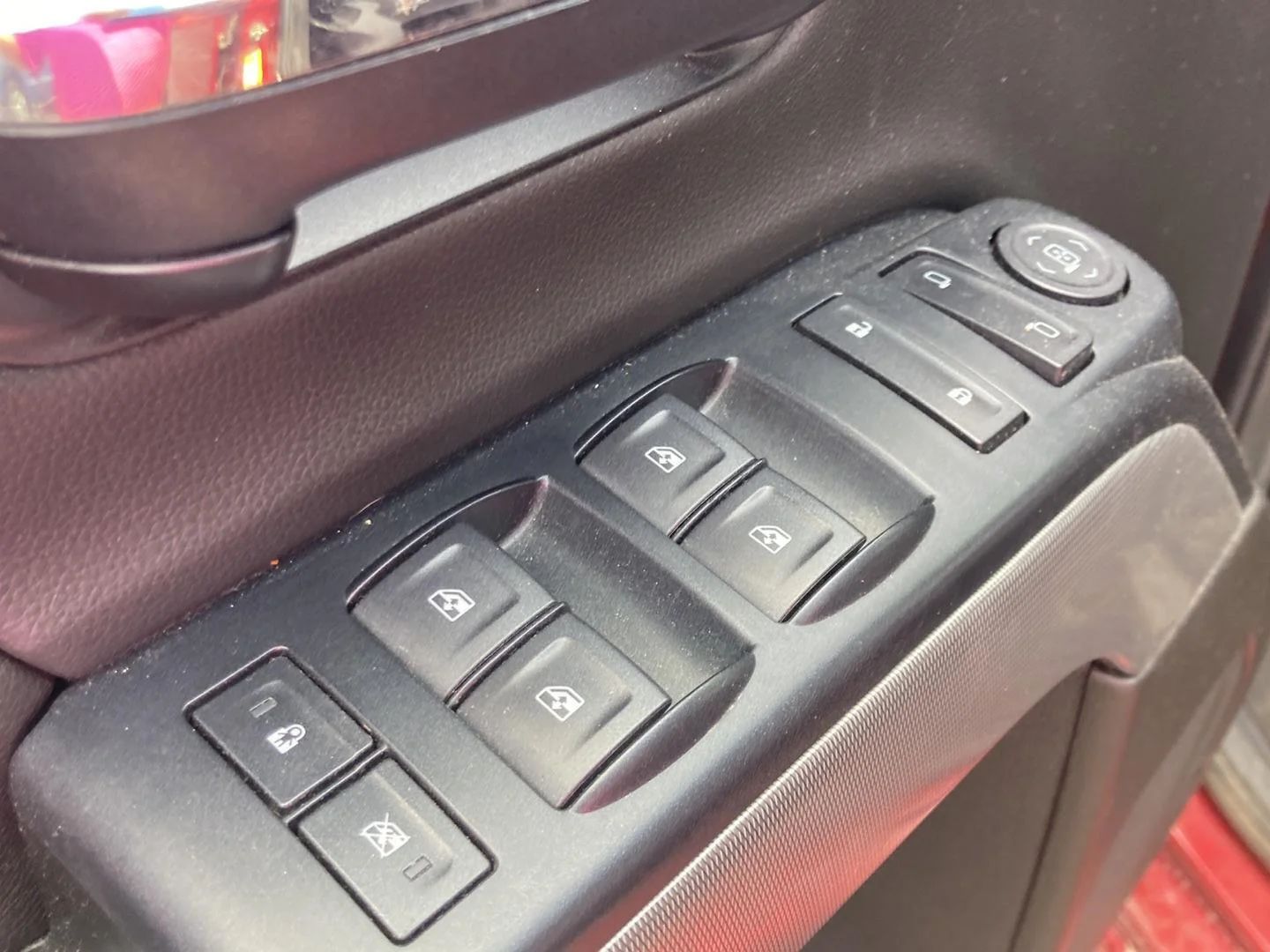 Used 2019 Cajun Red Tintcoat Chevrolet LT image 13