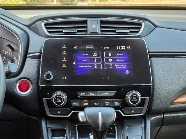 Used 2022 Crystal Black Pearl Honda AWD EX-L image 27