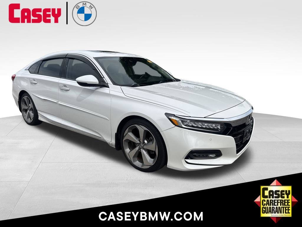 Used 2018 White Honda Touring 2.0T image 1