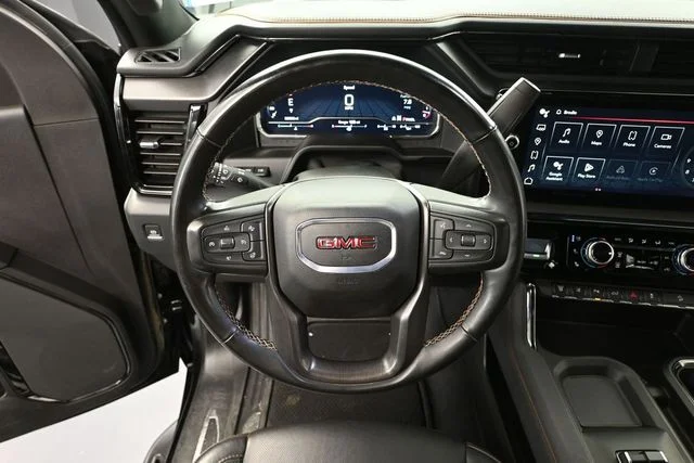 Used 2024 Black GMC AT4 image 31