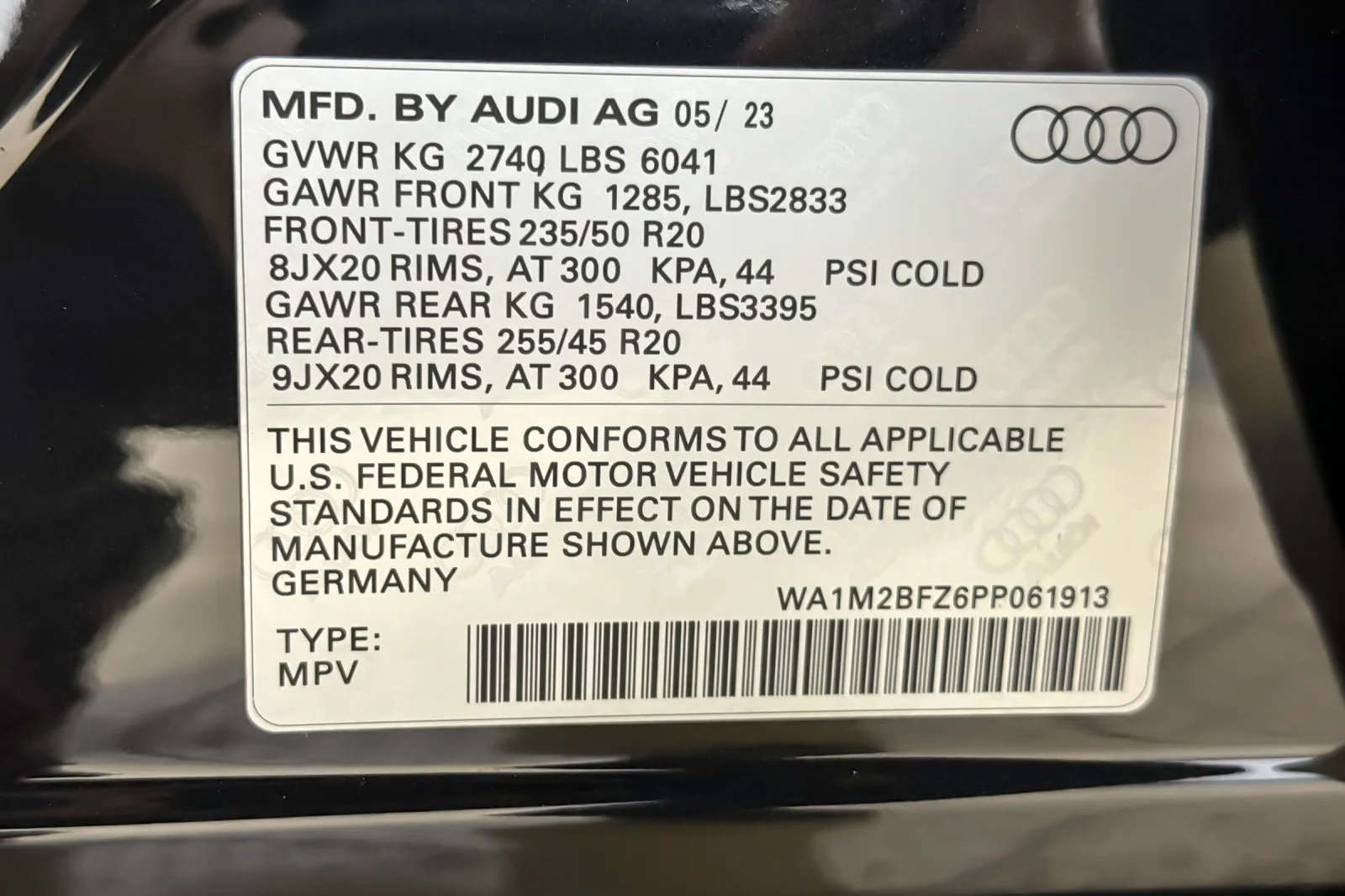 Certified Used 2023 Mythos Black Metallic Audi Prestige 50 quattro image 28