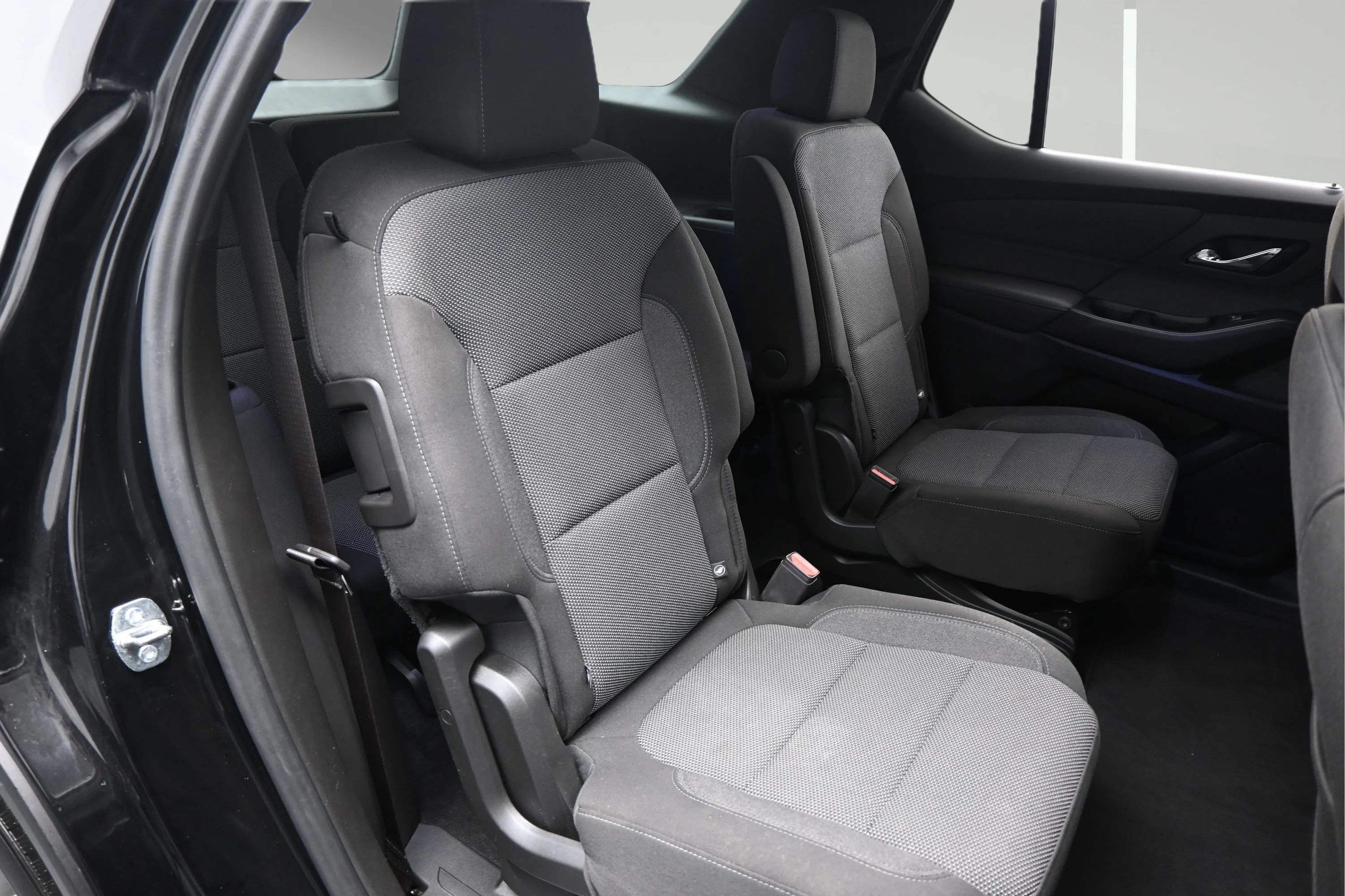Used 2023 Mosaic Black Metallic Chevrolet LT Cloth image 13
