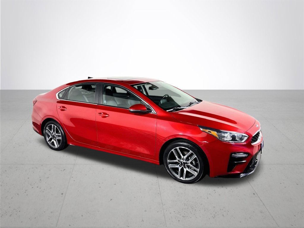 Used 2021 Currant Red Kia EX image 4