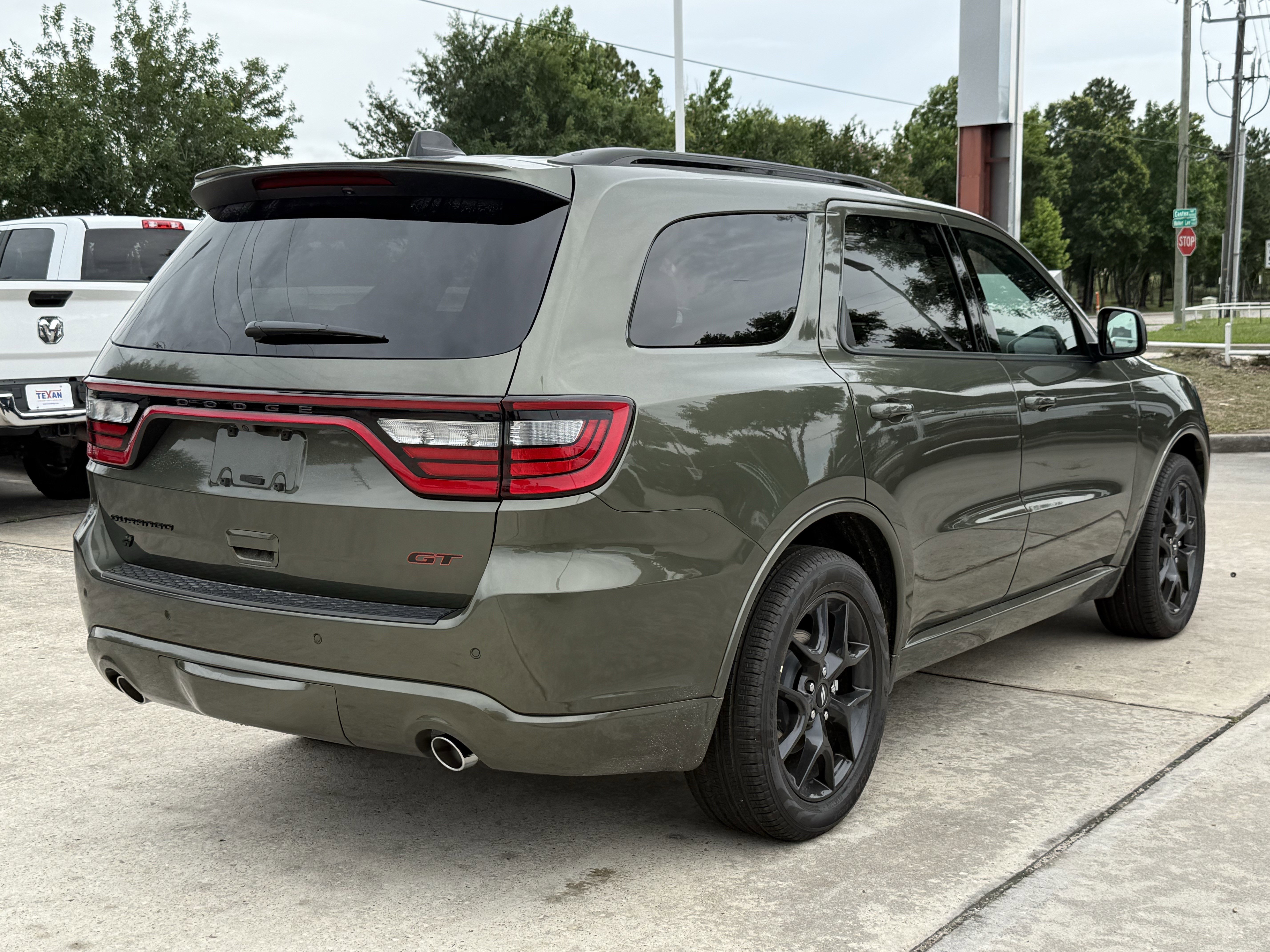 New 2026 Green Machine Exterior Paint Dodge GT Plus HEMI V8 image 4
