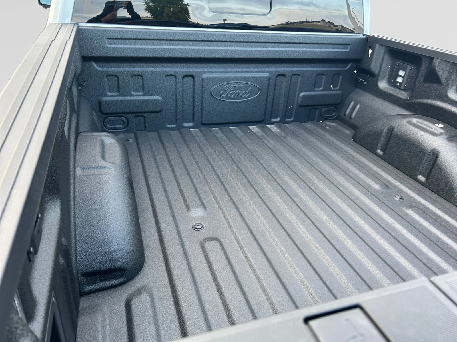 New 2026 Avalanche Ford XLT image 10