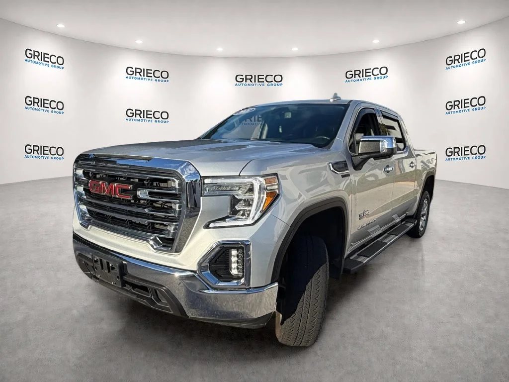 Used 2021 Silver GMC SLT image 3