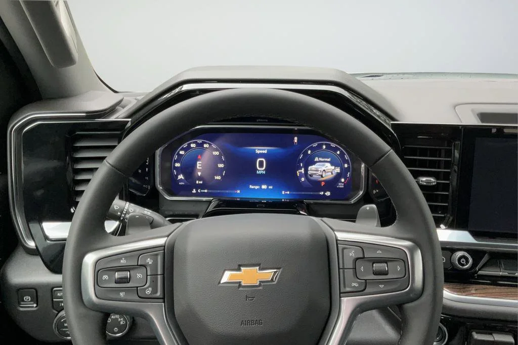 New 2026 Chevrolet Silverado 1500 LT 4D Crew Cab