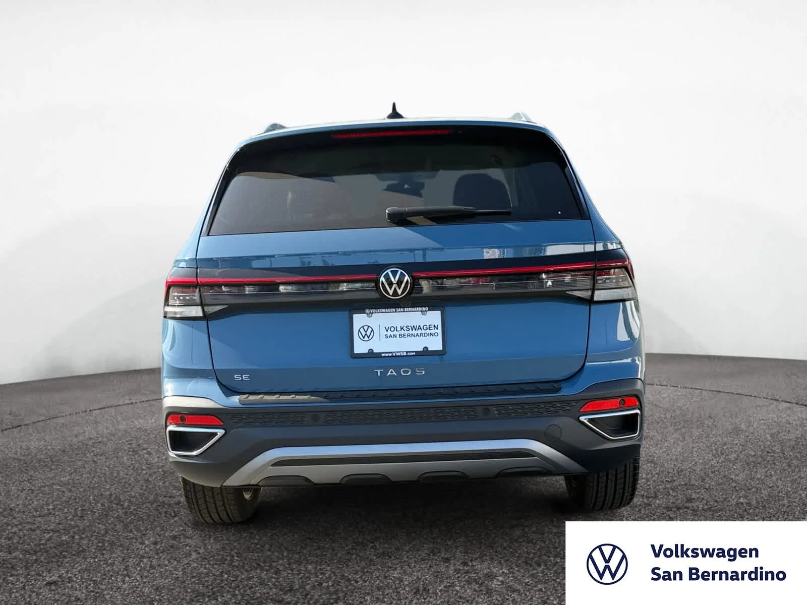 New 2026 Monterey Blue Pearl Volkswagen SE image 4